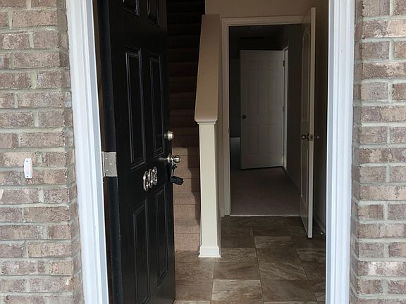 3rd image of 619 Minnestott Way #619