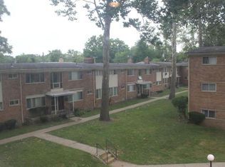 17272 Bentler St APT 39, Detroit, MI 48219