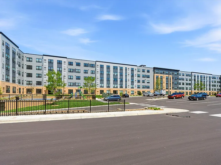 Ride Apartments — Photo 47