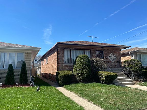 5th image of 658 Hoxie Ave