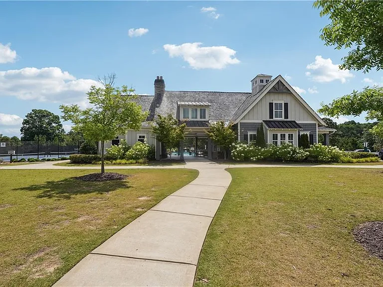 4055 Starwood Dr — Photo 56