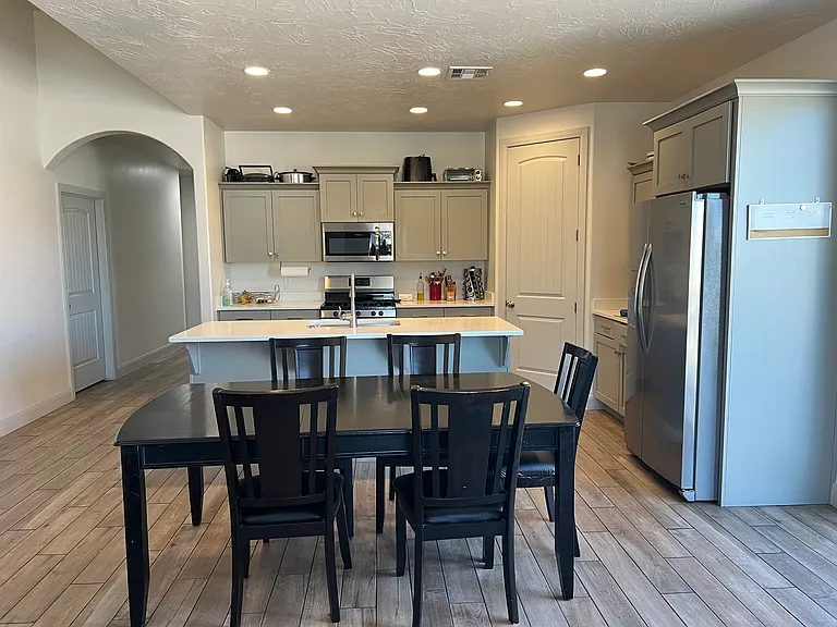 3549 W 150 N — Photo 3