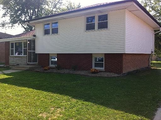 2nd image of 15446 Dearborn St