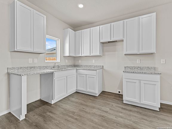2nd image of 9720 Garnet Grove