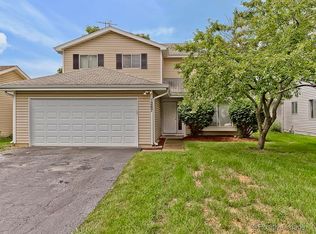 1267 Brookline Ct, Naperville, IL 60563