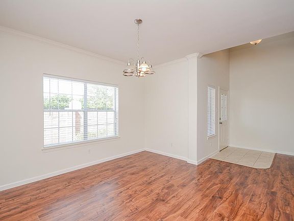 5th image of 2865 Westhollow Dr Unit 4