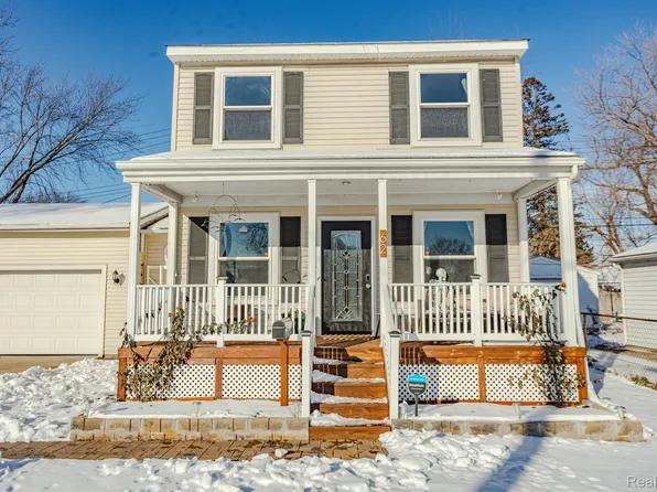 62 Hamata Ave, Hazel Park, MI 48030