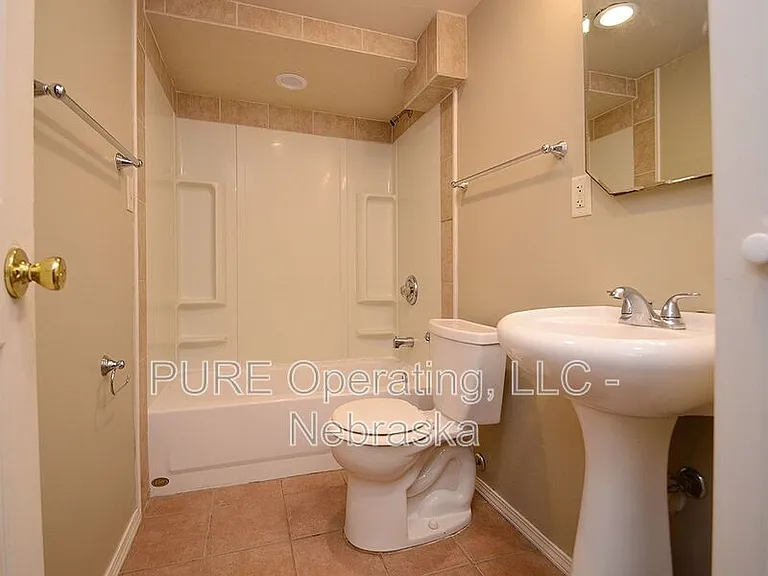 2967 Harris St #6 — Photo 8