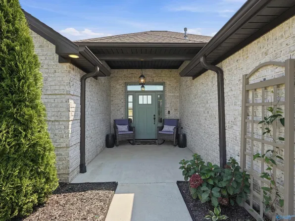 13714 Arbor Rdg, Madison, AL 35756