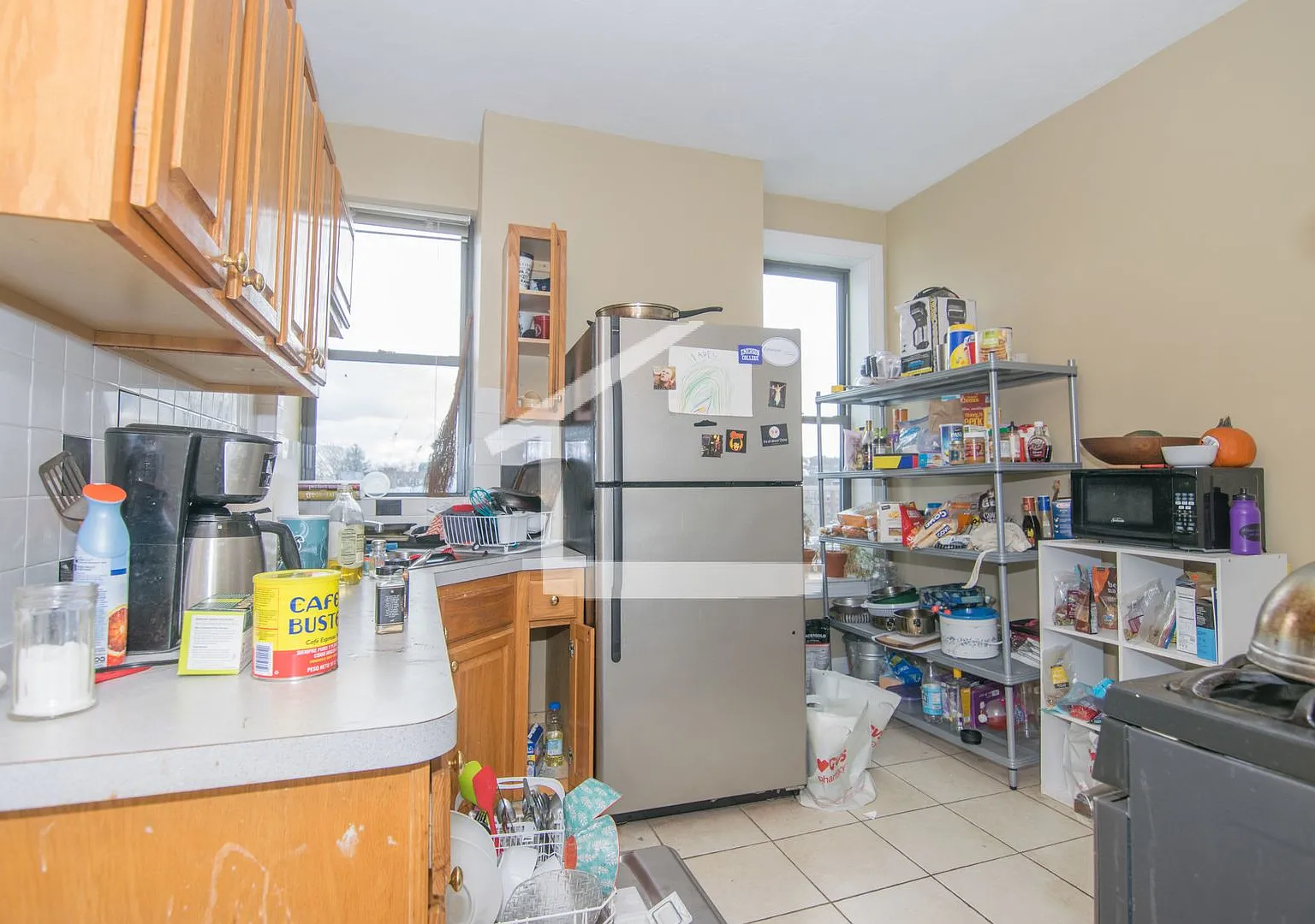 9/1 Updated top floor 4BR/2BA in Allston near BU, MBTA — Photo 3