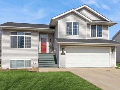 930 Augusta Cir, North Liberty, IA, 52317