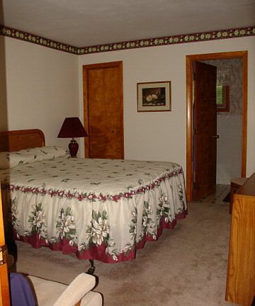 4th image of 1021 W Livingston Ave