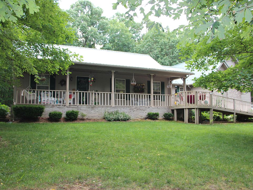 1st image of 2577 Oak Dr