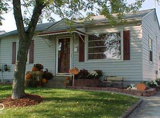 416 Byland Dr, Beech Grove, IN 46107