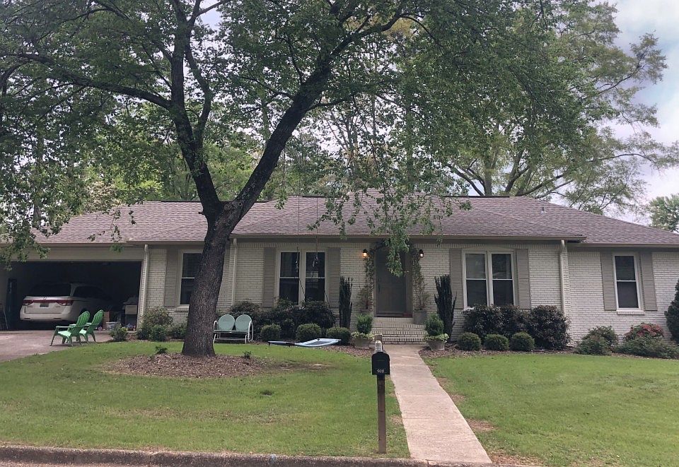 2nd image of 908 Monarch Way