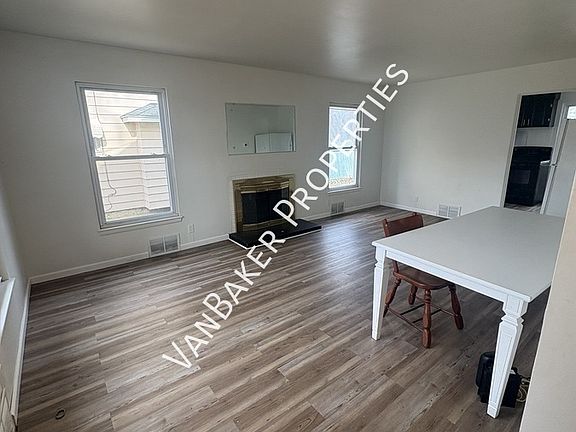 5th image of 1415 Dietz Ave #1