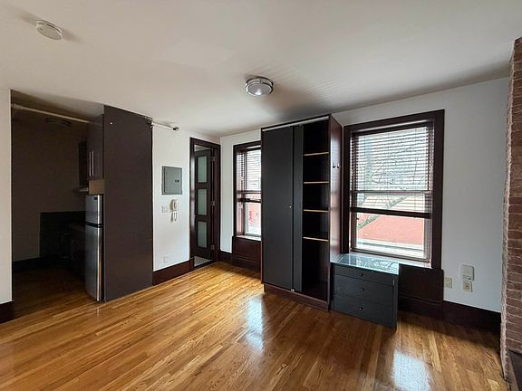 3rd image of 473 Saint Marks Pl #1