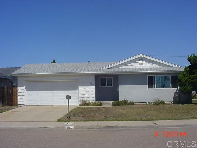 1st image of 980 Iris Ave