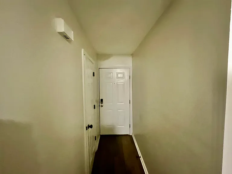 606 Chadwood Dr — Photo 3