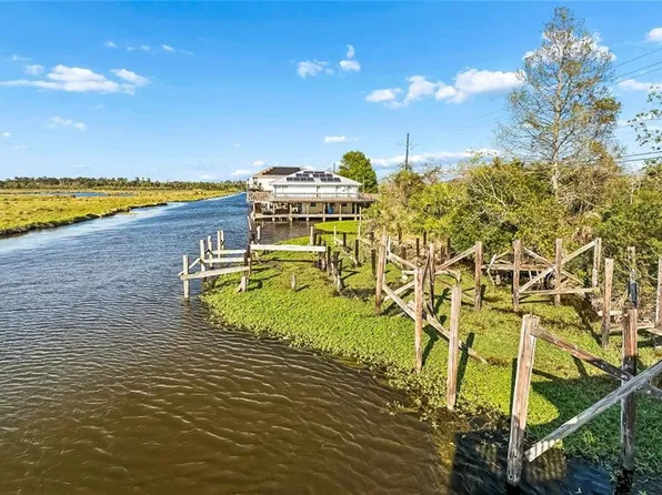 4507 Pontchartrain Dr, Slidell, LA 70458