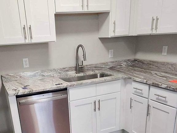 2nd image of 10741 Saratoga Ave