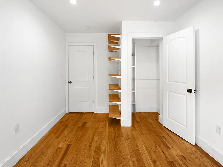 70 Halsey St #1 — Photo 20