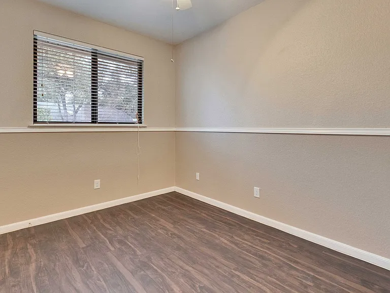 1706 Pheasant Roost — Photo 18