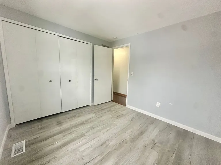 6935 Harvard Ln — Photo 9