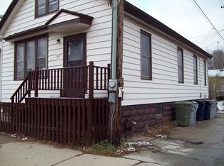 122 W Lapham Blvd, Milwaukee, WI 53204