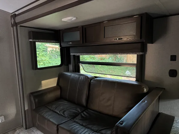 (undisclosed Address), Auburn, WA 98001