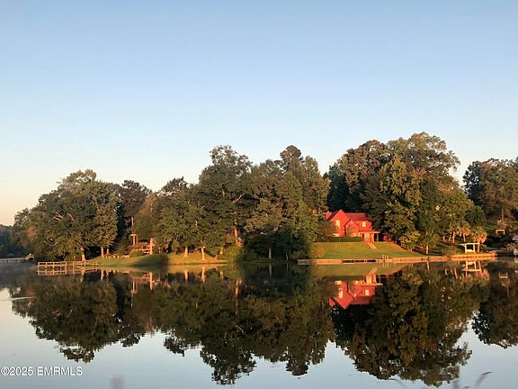 2nd image of 8992 Lake Flora Dr