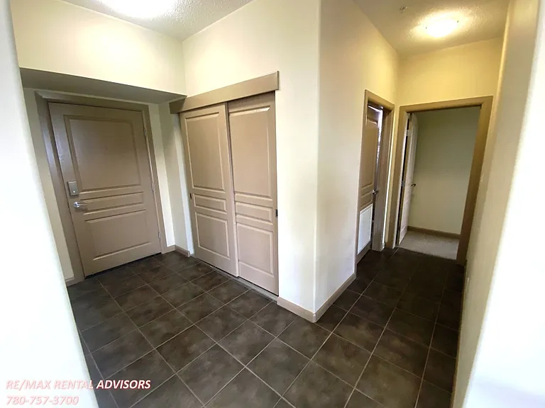 501 Palisades Way #404 — Photo 4