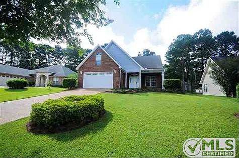 1st image of 852 Eagle View Dr #7-B
