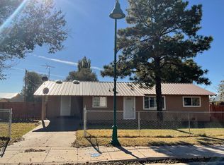 317 S 3rd St, Santa Rosa, NM 88435