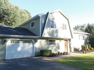 4 Somerset Pl, West Milford, NJ 07480