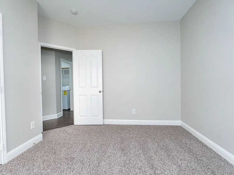3105 Whispering Pine Blvd — Photo 30