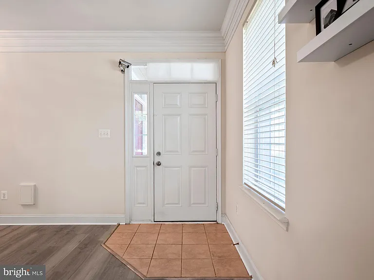 304 Orchard Ridge Dr — Photo 6