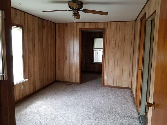 4th image of 1660 3rd Ave