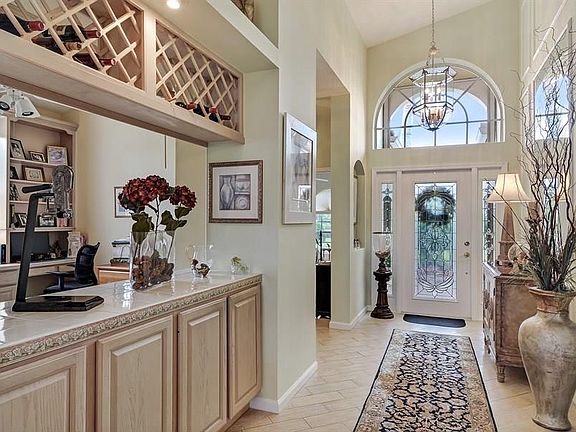 2nd image of 1601 SE Ballantrae Blvd