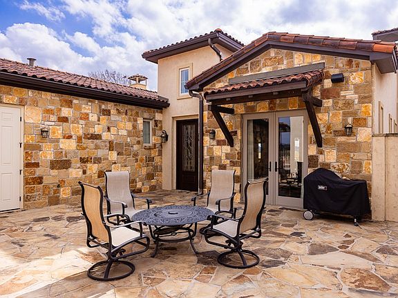 5th image of 2065 Toscano Way