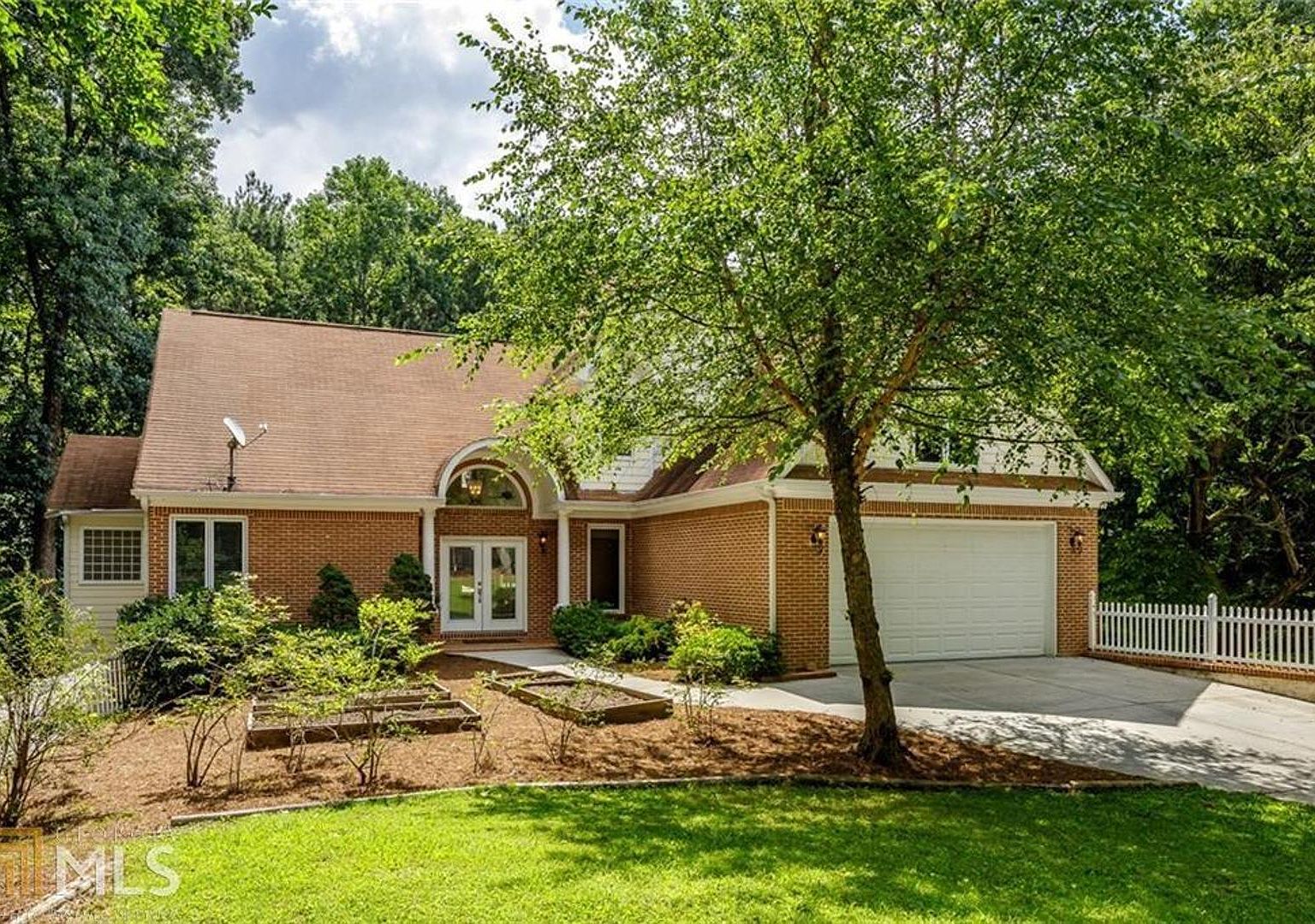 4703 Eidson Rd, Dunwoody, GA 30360 Zillow