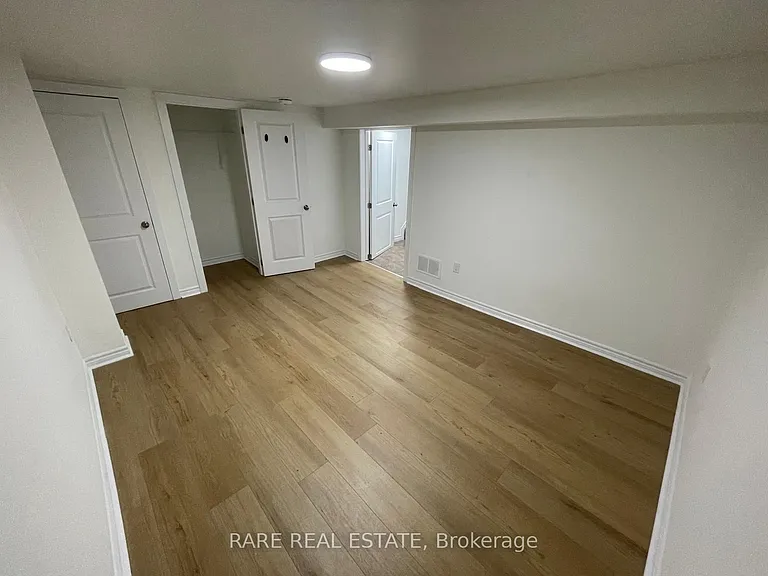 18 Ridgeway Ave #B — Photo 10