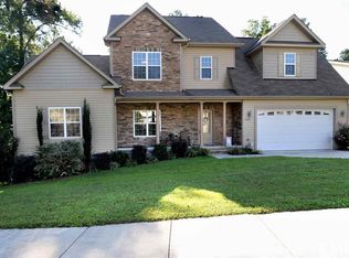 5424 Robbins Dr, Raleigh, NC 27610