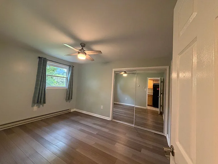 524 Jefferson Ave — Photo 9