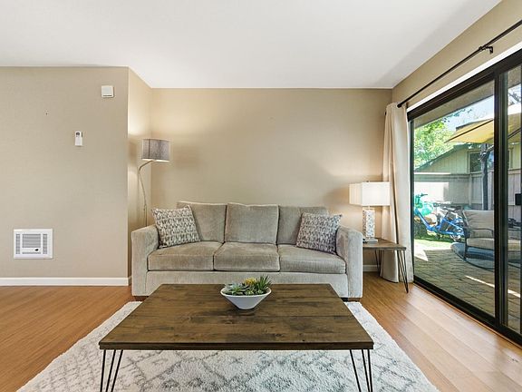 5th image of 205 Stony Point Road NW #J