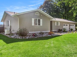 2747 Lakeshore Rd, Twin Lake, MI 49457