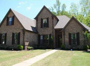 160 Riverdale Dr, Oakland, TN 38060