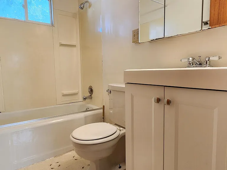 1212 S Willson Ave #1 — Photo 10
