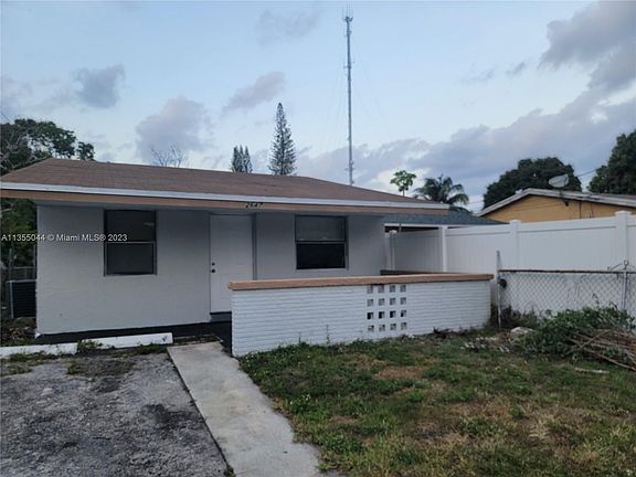 3rd image of 2647 NW 20th St