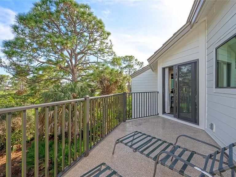 27113 Oakwood Lake Dr — Photo 22